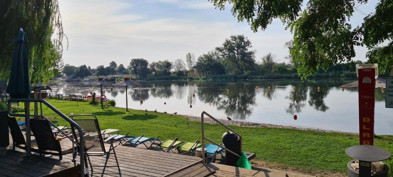 Die Ferienwohnung Am Kietz Schwedt/Oder Exterior foto
