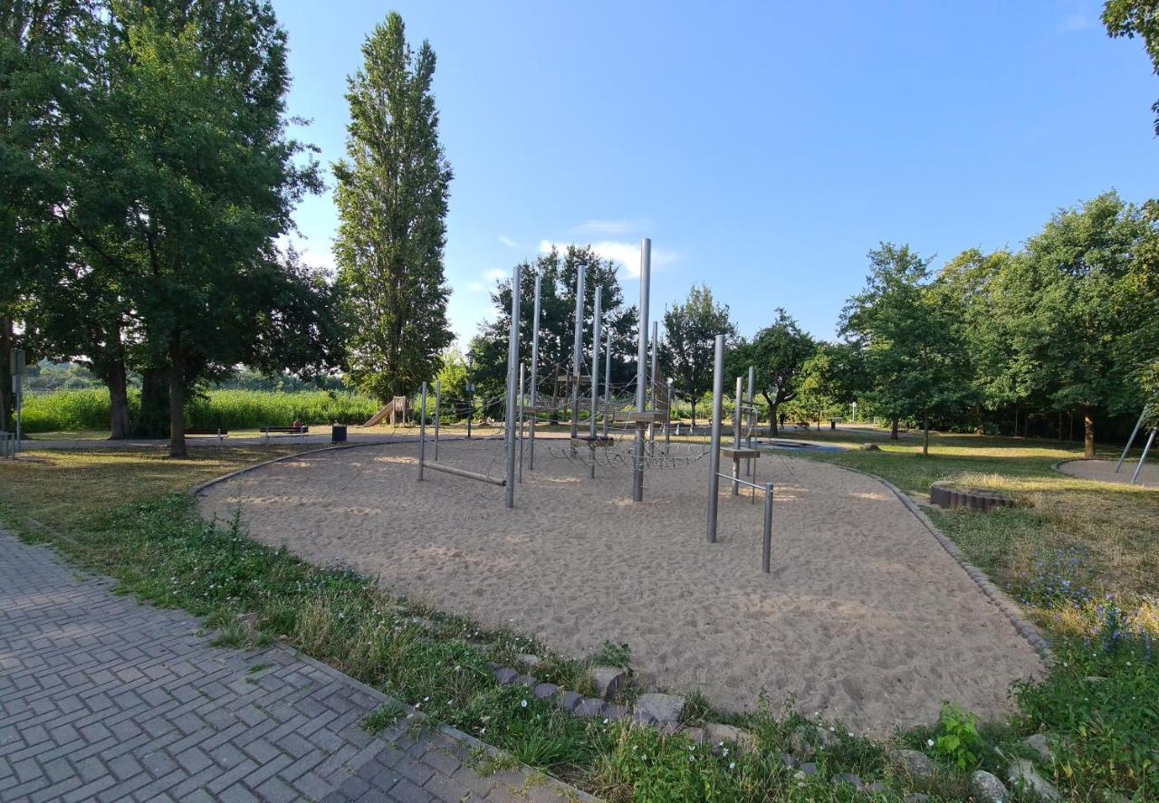Die Ferienwohnung Am Kietz Schwedt/Oder Exterior foto